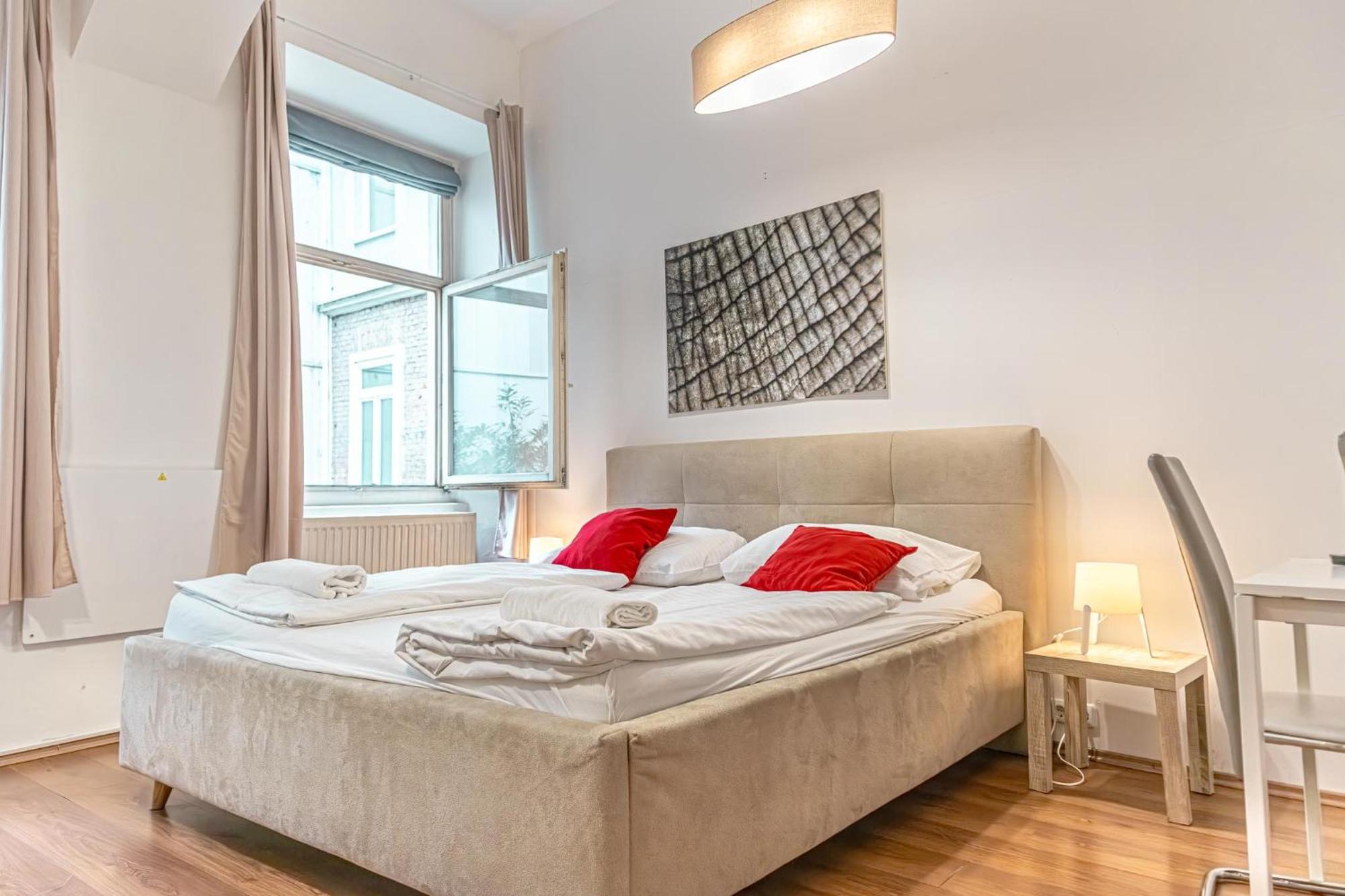 Modern 1Br Apart- Suitable For Longstays Wien Exteriör bild