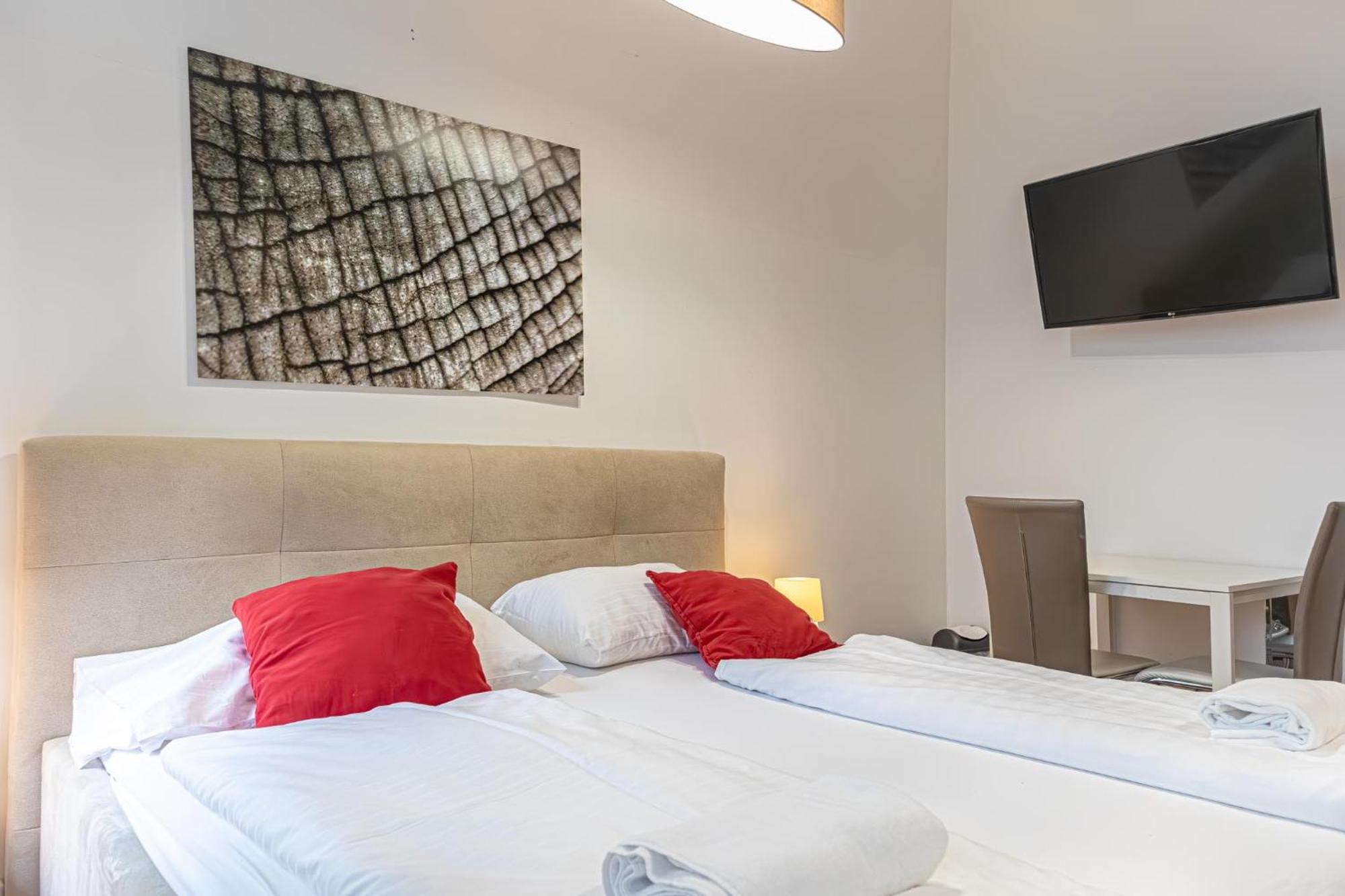 Modern 1Br Apart- Suitable For Longstays Wien Exteriör bild